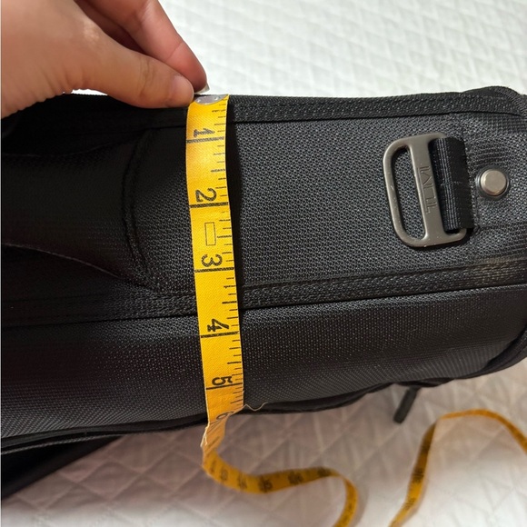 Tumi T-tech Tri-Fold Travel Garment Carryon Bag - Picture 14 of 14